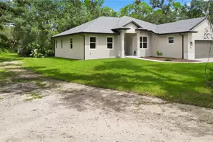 400 S Moon Dr, Venice, FL 34292 - Photo 4