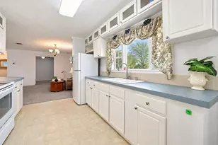 29206 Crawford Ave, Punta Gorda, FL 33982 - Photo 4