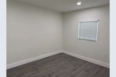 3319 12th Street Court E, Bradenton, FL 34208 - Photo 6