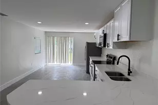 3319 12th St Ct E, Bradenton, FL 34208 - Photo 4