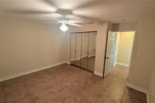 4615 Oak Forest Dr E, Sarasota, FL 34231 - Photo 22