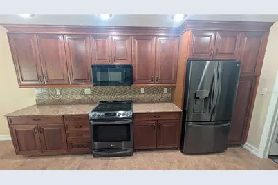 4615 Oak Forest Drive E #22, Sarasota, FL 34231 - Photo 10