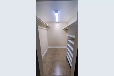 4615 Oak Forest Drive E #22, Sarasota, FL 34231 - Photo 20