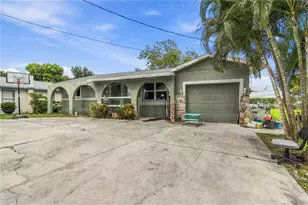 1505 1st Ave E, Palmetto, FL 34221 - Photo 2