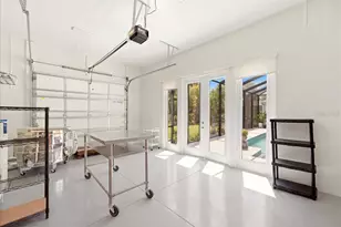 8877 Colonels Ct, Sarasota, FL 34240 - Photo 42