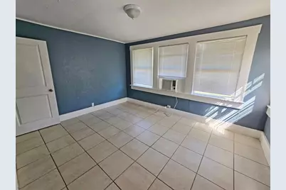 612 26th Street W #4, Bradenton, FL 34205 - Photo 6