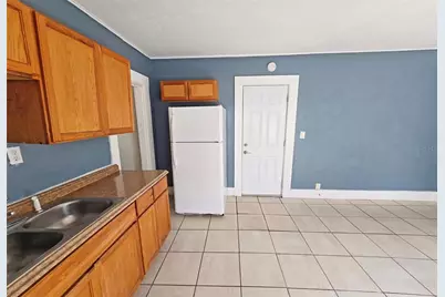 612 26th Street W #4, Bradenton, FL 34205 - Photo 4