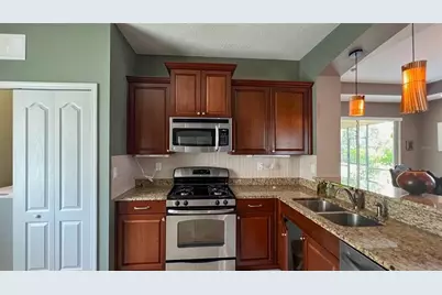 11105 Encanto Terrace, Lakewood Ranch, FL 34211 - Photo 6