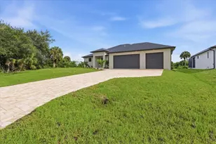 11209 Chalet Ave, Englewood, FL 34224 - Photo 40