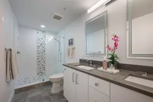 800 N Tamiami Trl, Sarasota, FL 34236 - Photo 22