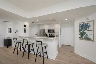 800 N Tamiami Trl, Sarasota, FL 34236 - Photo 14