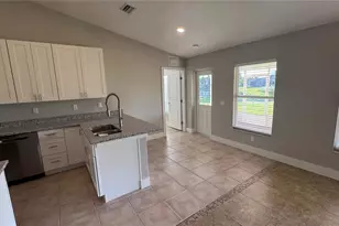 11728 Shirburn Cir, Parrish, FL 34219 - Photo 8
