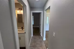 11728 Shirburn Cir, Parrish, FL 34219 - Photo 22