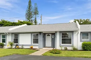 3904 36th Ave Dr W, Bradenton, FL 34205 - Photo 2
