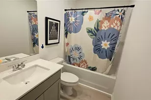 19908 Madera Cir, Venice, FL 34293 - Photo 10