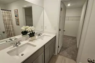 19908 Madera Cir, Venice, FL 34293 - Photo 16