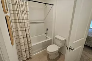 19912 Madera Cir, Venice, FL 34293 - Photo 14