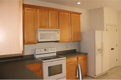 3429 Parkridge Circle #19-103, Sarasota, FL 34243 - Photo 4