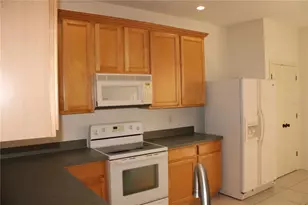 3429 Parkridge Cir, Sarasota, FL 34243 - Photo 4
