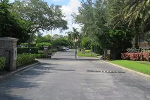 3429 Parkridge Cir, Sarasota, FL 34243 - Photo 40