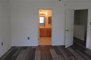 3429 Parkridge Cir, Sarasota, FL 34243 - Photo 20