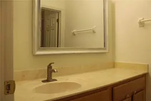 3429 Parkridge Cir, Sarasota, FL 34243 - Photo 28