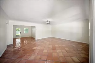1881 Orchid St, Sarasota, FL 34239 - Photo 10