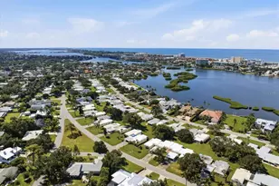 5826 Driftwood Pl, Sarasota, FL 34231 - Photo 40