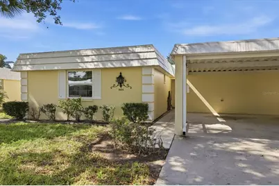 5826 Driftwood Place, Sarasota, FL 34231 - Photo 4