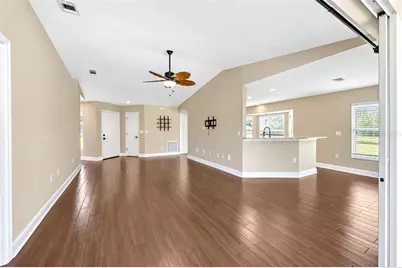 3623 E 62nd Avenue, Bradenton, FL 34203 - Photo 10