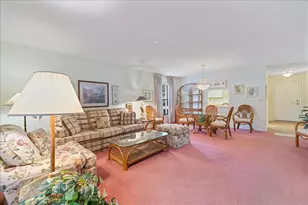 462 Oak Hill Cir, Sarasota, FL 34232 - Photo 8