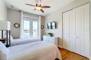 403 42nd St, Bradenton Beach, FL 34217 - Photo 30