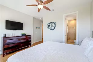 403 42nd St, Bradenton Beach, FL 34217 - Photo 32
