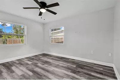 246 Magellan Drive, Sarasota, FL 34243 - Photo 24
