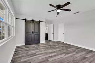 246 Magellan Dr, Sarasota, FL 34243 - Photo 26