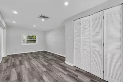 246 Magellan Drive, Sarasota, FL 34243 - Photo 20