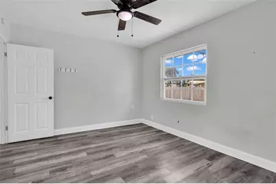 246 Magellan Drive, Sarasota, FL 34243 - Photo 28