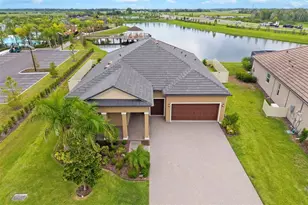 12338 Violet Jasper Dr, Parrish, FL 34219 - Photo 2