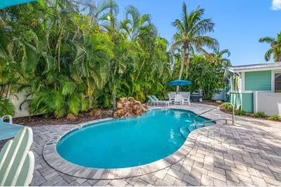 3007 Avenue E #B, Bradenton Beach, FL 34217 - Photo 30