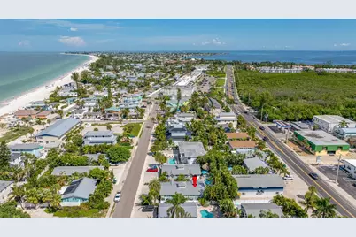 3007 Avenue E #B, Bradenton Beach, FL 34217 - Photo 40