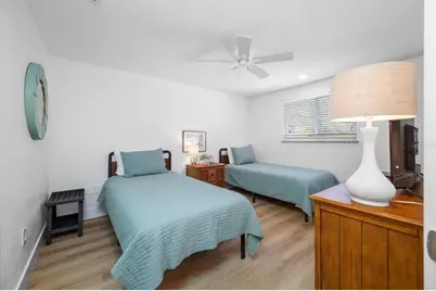 3007 Avenue E #B, Bradenton Beach, FL 34217 - Photo 16