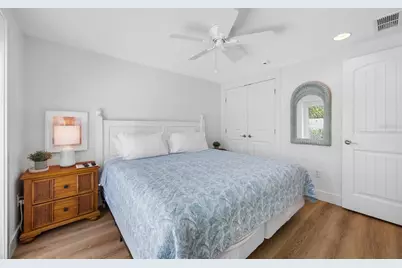 3007 Avenue E #B, Bradenton Beach, FL 34217 - Photo 20