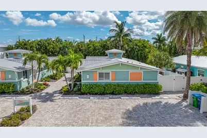 3007 Avenue E #B, Bradenton Beach, FL 34217 - Photo 54