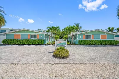 3007 Avenue E #B, Bradenton Beach, FL 34217 - Photo 34