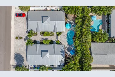 3007 Avenue E #B, Bradenton Beach, FL 34217 - Photo 52