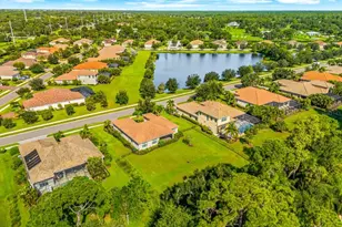 8256 Larkspur Cir, Sarasota, FL 34241 - Photo 68