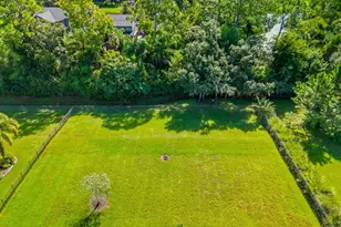 8256 Larkspur Cir, Sarasota, FL 34241 - Photo 74
