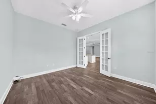 8256 Larkspur Cir, Sarasota, FL 34241 - Photo 32