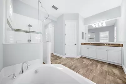 8256 Larkspur Circle, Sarasota, FL 34241 - Photo 46