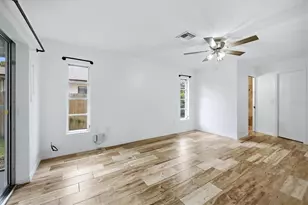 125 Mimosa Dr, Sarasota, FL 34232 - Photo 10